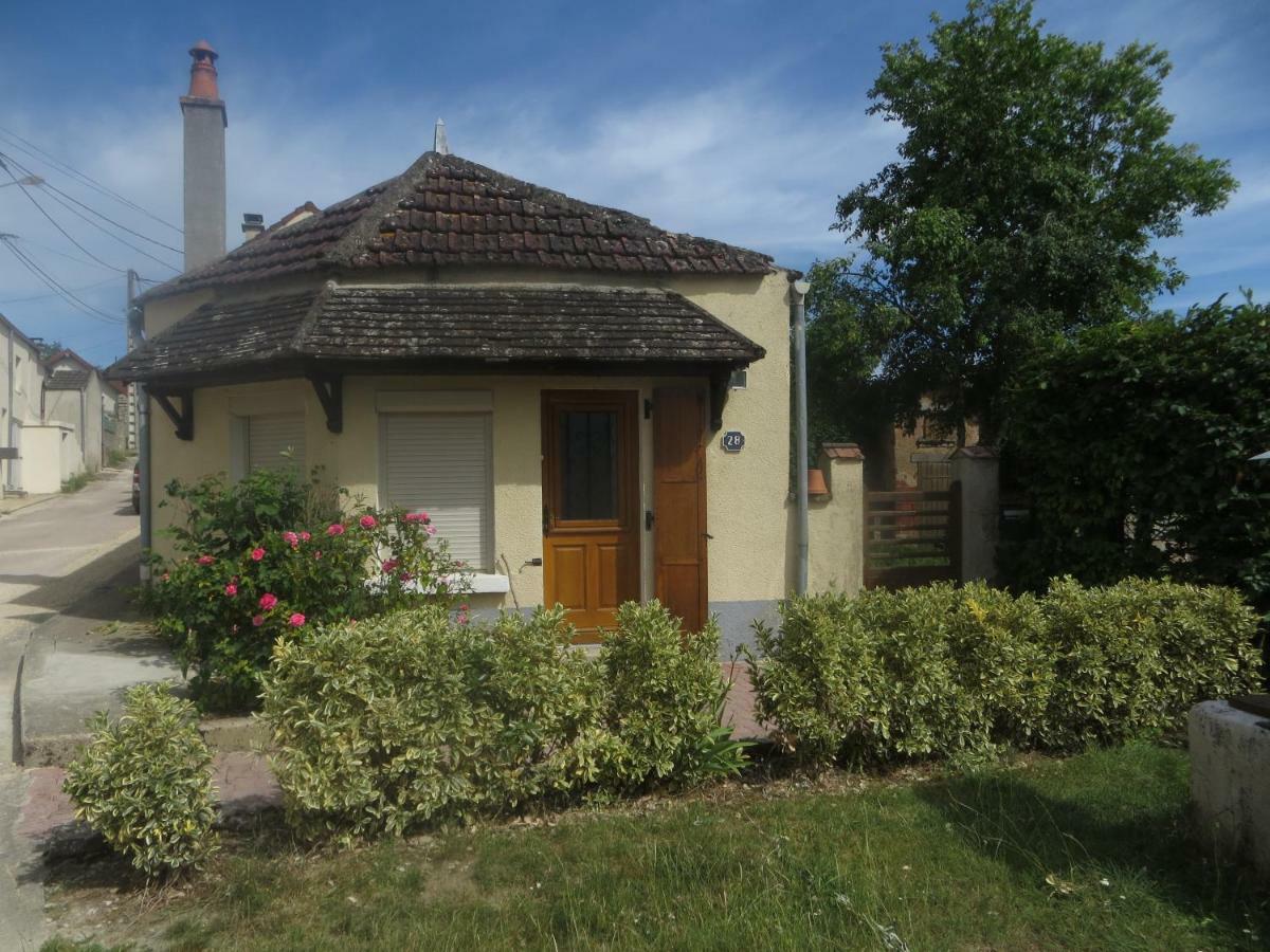 Hébergement de vacances Charmante Maison Prés De Vézelay Voutenay-sur-Cure